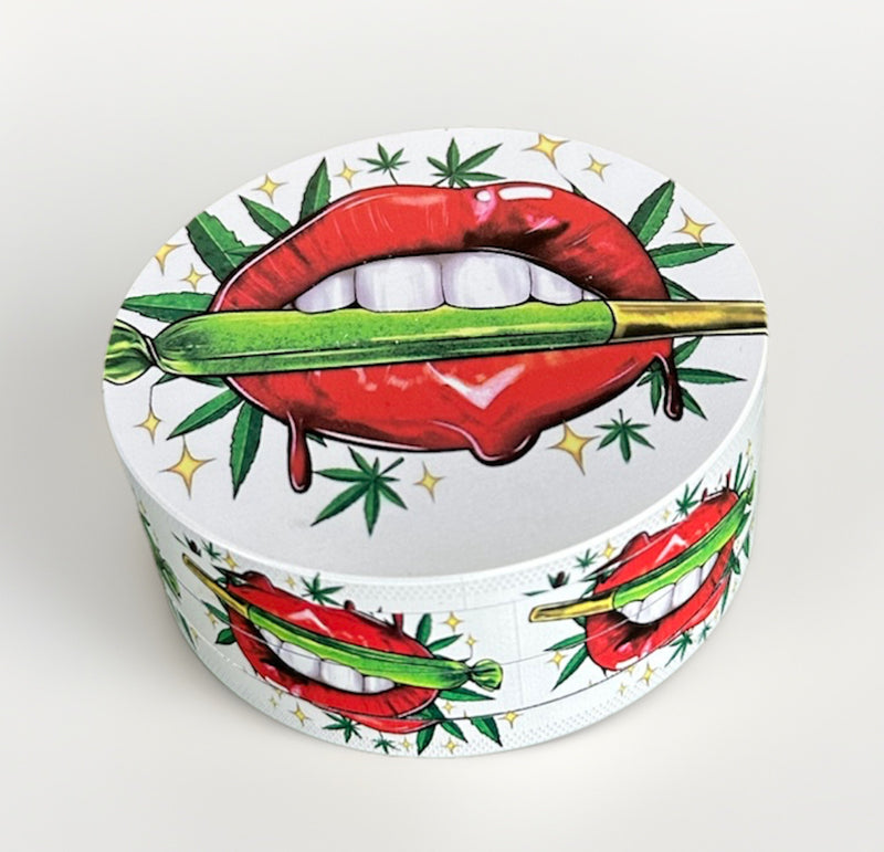Red Lips Design 4-Piece Metal Herb Grinder with Pollen Catcher & Scraper - Large
